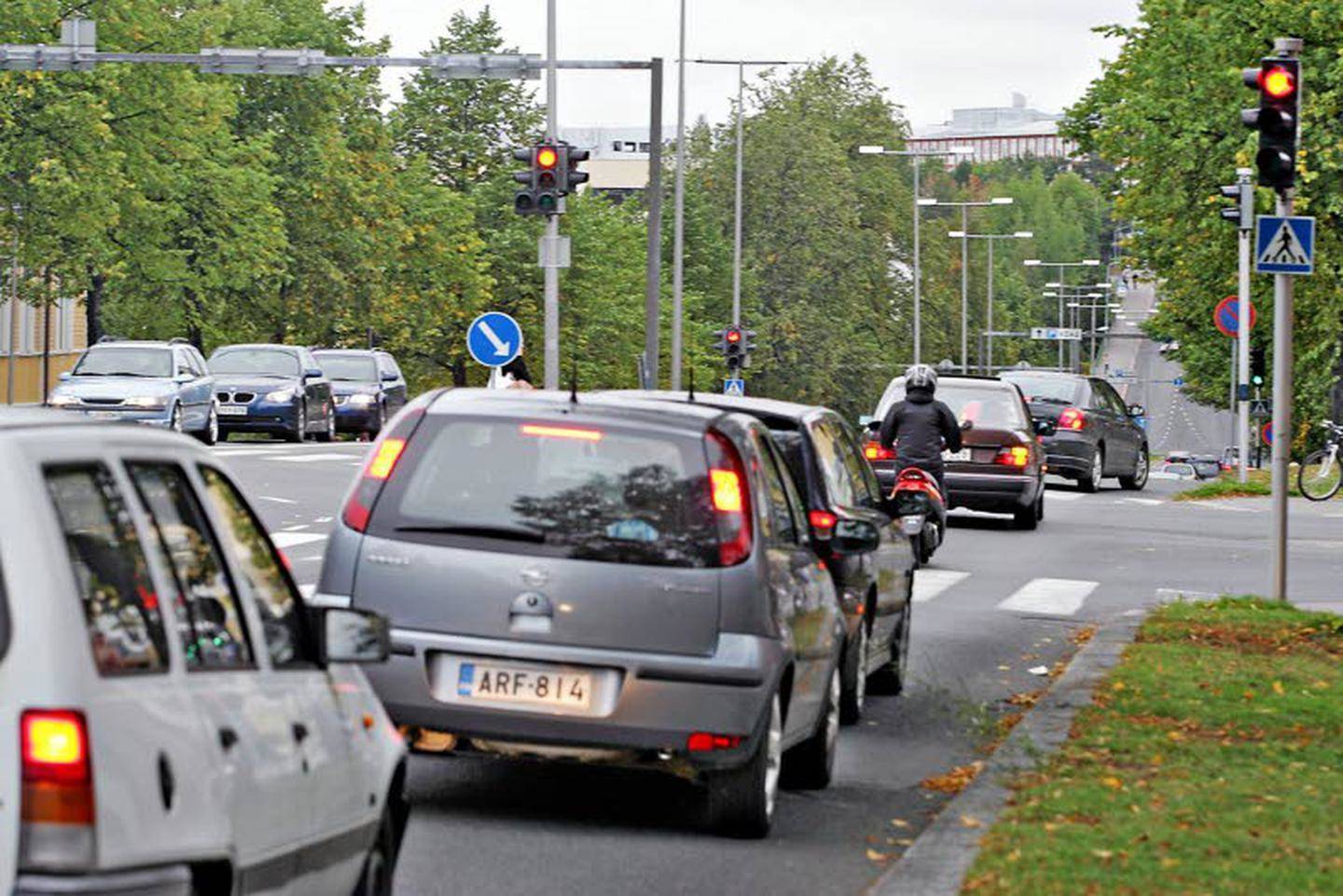 Liikennevalot pois, ruuhka helpottaa? | Pääkirjoitus & mielipide | Savon  Sanomat