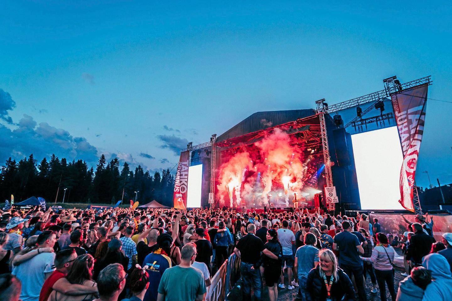 Tahkon Juhannus keräsi ennätykselliset 14 000 kävijää – Festivaalia  halutaan kasvattaa jatkossakin | Savo | Savon Sanomat